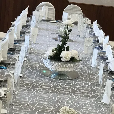 מלון O Val Do Naseiro 4*