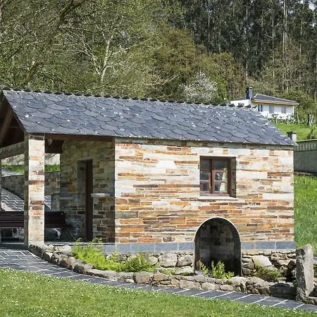 Otel O Val Do Naseiro 4*