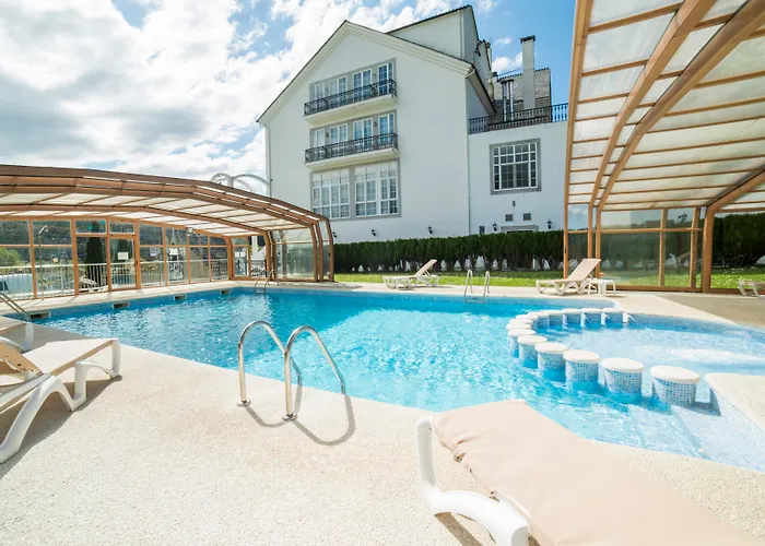 O Val Do Naseiro Otel Viveiro