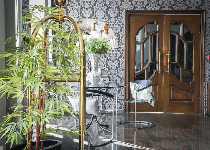 Otel O Val Do Naseiro Viveiro