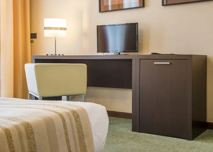 Otel O Val Do Naseiro Viveiro