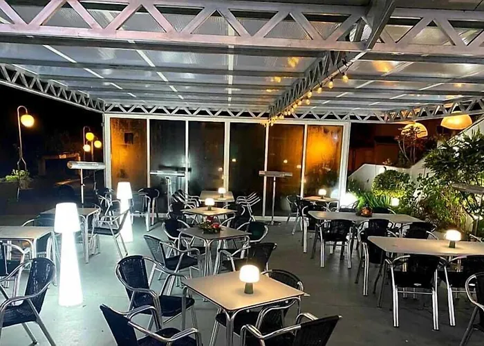 O Val Do Naseiro Otel