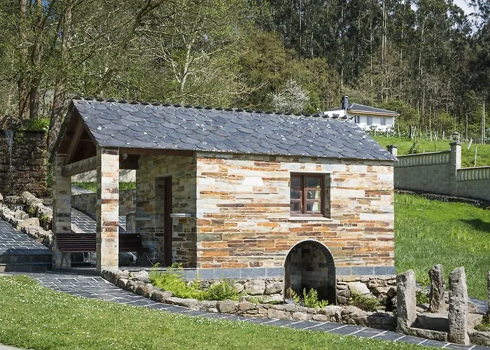 Otel O Val Do Naseiro 4*